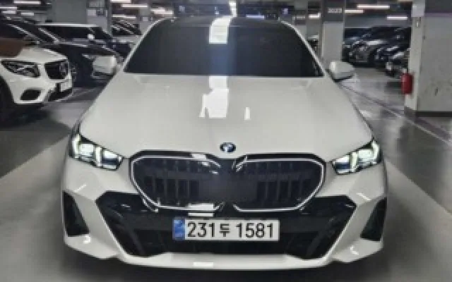 인천중고차취등록세 5시리즈 (G60) 523d xDrive 매물 사진 12 - 2025/04 14,887km
