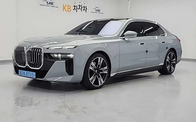 인천중고차취등록세 BMW i7 xDrive 60 M 스포츠 이그제큐티브 팩 매물 사진 6 - 2025/02 28,781km